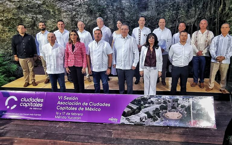 Anuncia Marcelo Ebrard convoy para la internacionalización de municipios mexicanos