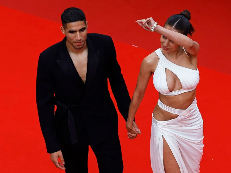 Esposa de Hakimi ambiciona fortuna tras divorcio, pero se topa… ¡con la suegra!