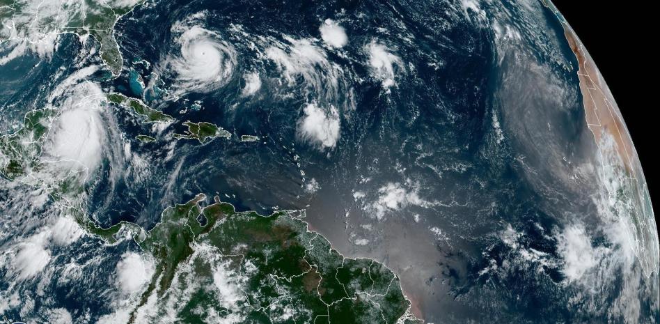 Idalia amenaza a Cuba y Florida como un peligroso huracán