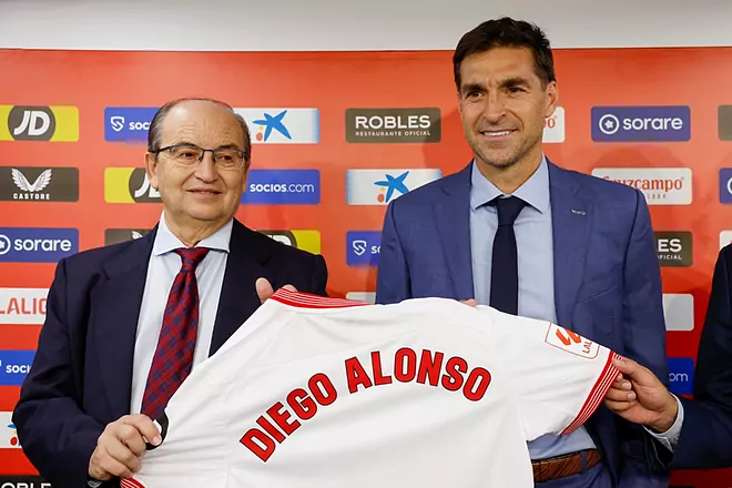 Diego Alonso huye de que lo comparen con Simeone: “La Mona Lisa es una…”
