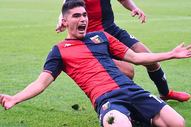 Johan Vásquez y Genoa hacen una épica remontada al Sassuolo