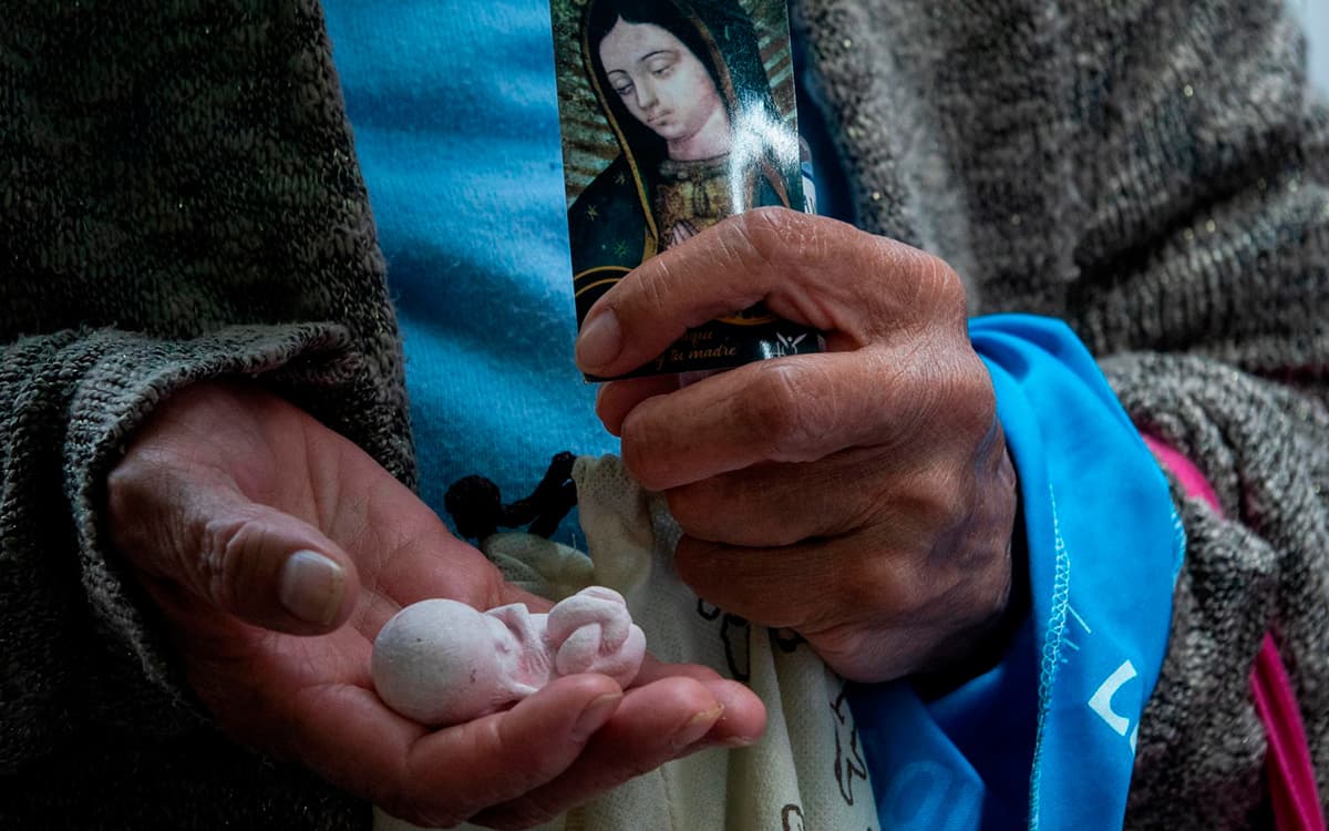 Vaticano responde a Francia sobre aborto; ‘suprimir una vida humana no puede ser un derecho’