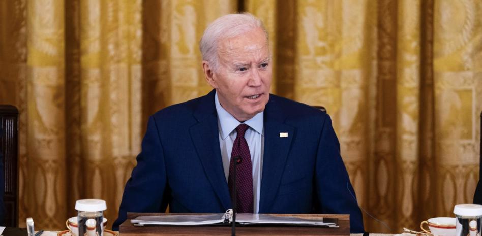 Biden anuncia la cancelación de 7.400 millones de dólares en deuda estudiantil