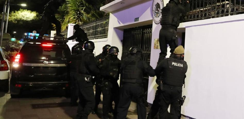 Ecuador contrademanda a México ante La Haya por “asilo ilegal” al exvicepresidente