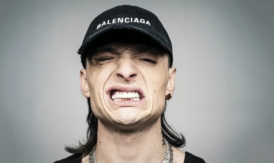 "La melodía que conquistó el mundo: 'Ella baila sola' se corona como la canción más icónica de México en la era digital"