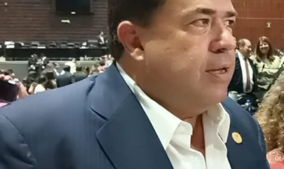 "La Revolución en el Ayuntamiento: Claudia Sheinbaum presenta una innovadora estrategia de 40 horas para impulsar la eficiencia y la sostenibilidad en la administración municipal"