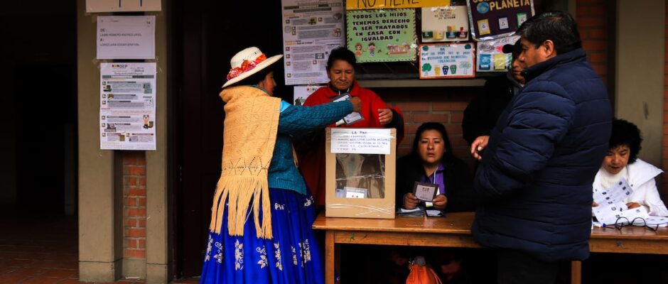 "Un Nuevo Capítulo para Bolivia: El Fin de la Era Morales y la Llamarada que Revoluciona el Futuro del País"