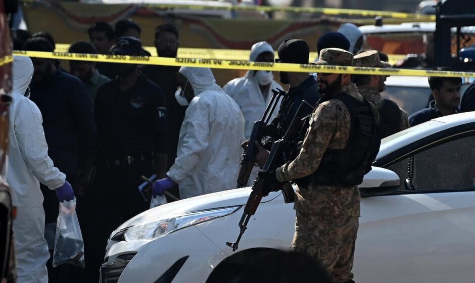 Tragedia en Islamabad: Explosión mortal en la capital pakistaní, al menos 12 víctimas fatales y cientos heridos entre los que buscan sobrevivir a la devastadora acción terrorista.