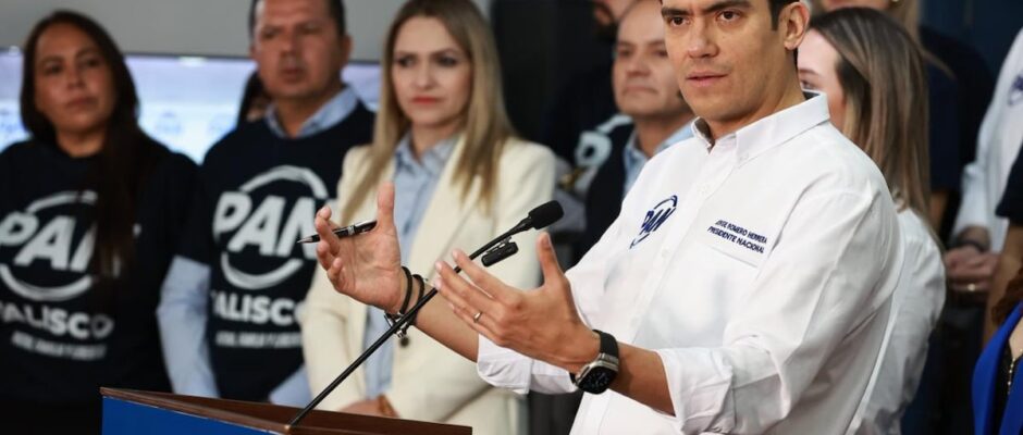 "El Pánico al Mando: PAN Descubre Un Intento de Represión Estatal en Marcha de Jóvenes"