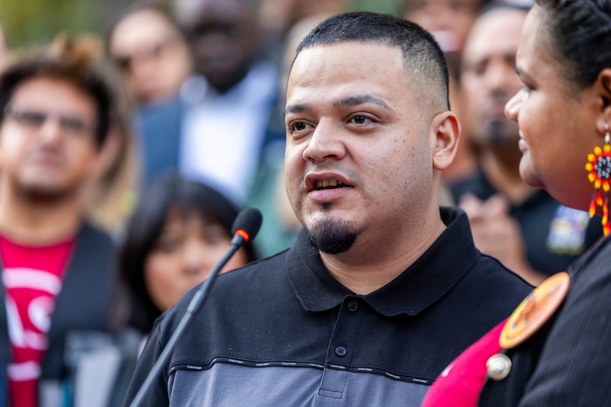 Después de años en un limbo judicial, Kilmar Ábrego regresa a su hogar luego de ser liberado del centro migratorio que lo tenía retenido sin cargo.