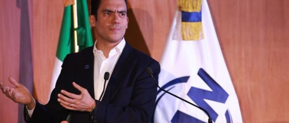 La faz autoritaria de Morena: PAN se arrodilla ante la reforma del agua y los vapeadores