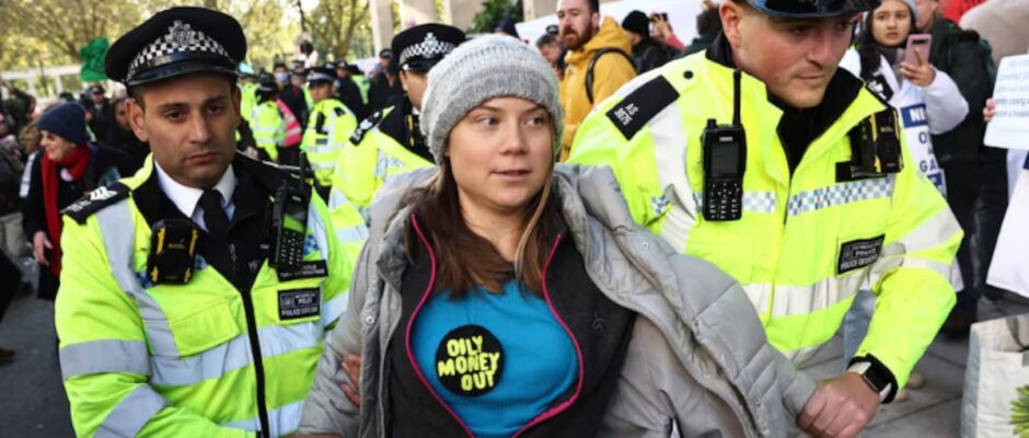 Greta Thunberg enfrenta cargos penales en Finlandia por su comprometido activismo ambiental y defensa del clima