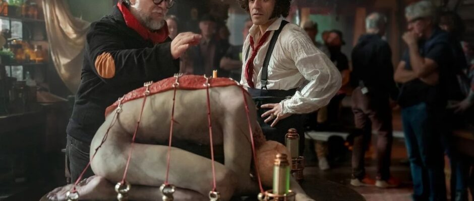 "La Ola de los Desplazados: Guillermo del Toro dirige un filme que da voz a las historias silenciadas de la migración"