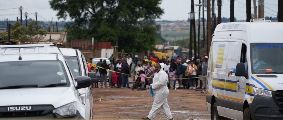 "Sudáfrica en llamas: 11 detenidos por masacre que deja un rastro de dolor y conmoción nacional"