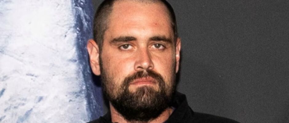 La incertidumbre jurídica que envuelve al hijo del expresidente: ¿Puede un miembro de la familia política asistir a una audiencia sin el visto bueno de los expertos?