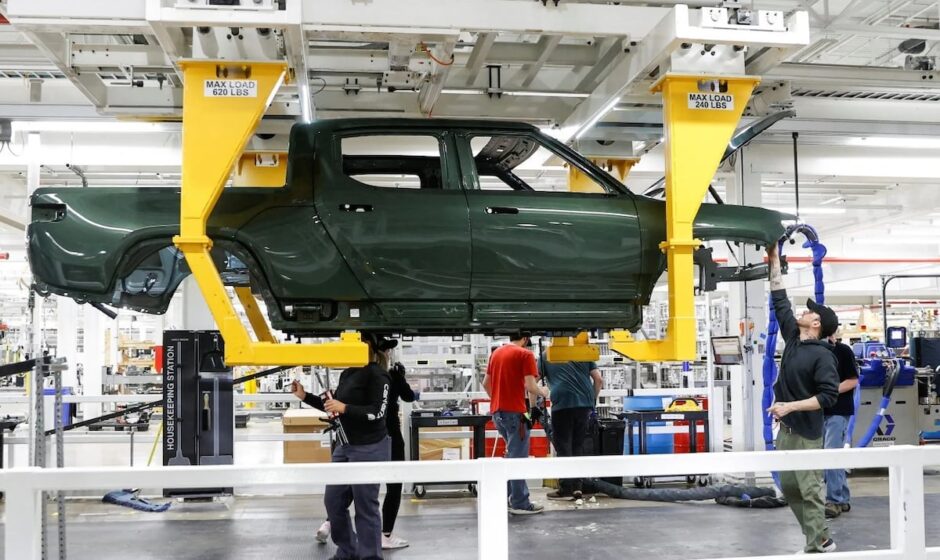 "Canada da un giro a la competencia automovilística: China se abre camino en el mercado canadiense con vehículos eléctricos a precios atractivos, desafiando las políticas proteccionistas de Estados Unidos"