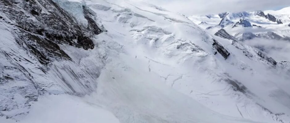 Tragedia en las montañas suizas: Avalancha claims one life and leaves two others fighting for survival while skiing in Valais region.