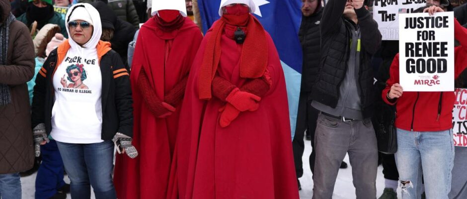 Muerte de mujer en redada del ICE provoca protestas en Estados Unidos