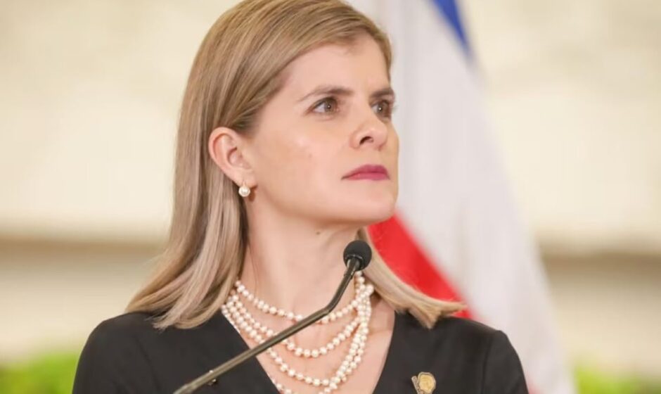 Costa Rica enfrentará elecciones este domingo entre promesas de lucha contra el crimen o alerta de dictadura