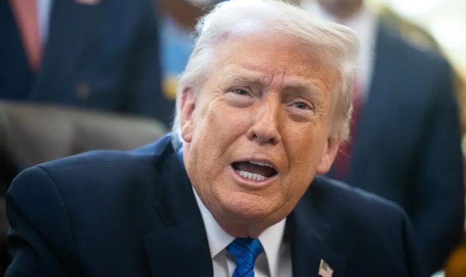 Trump advierte que la tropa que va en dirección a Irán es “incluso mayor” que la de Venezuela