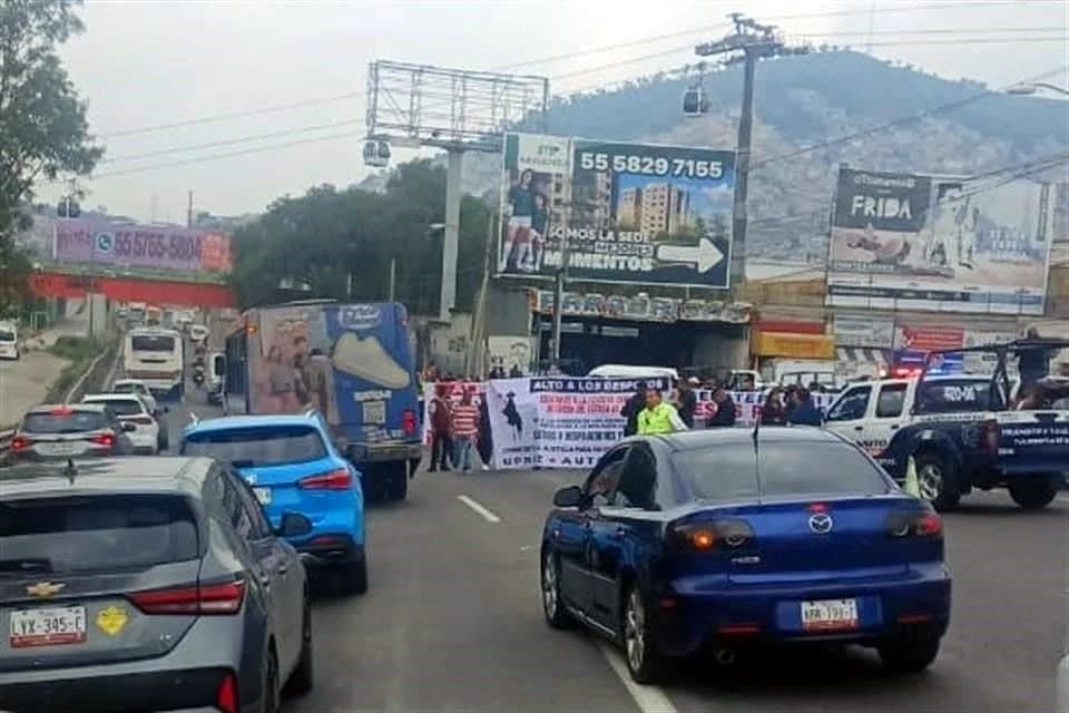Bloquean la México-Pachuca rumbo a la CDMX